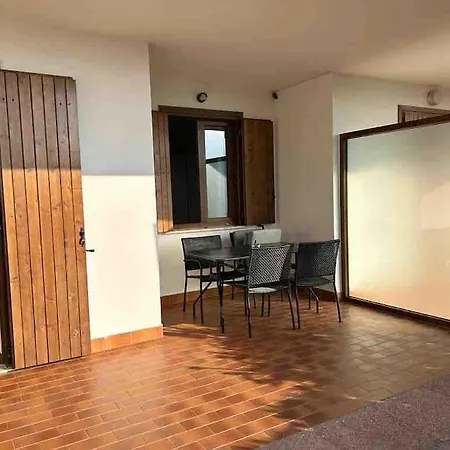 Neu Perlago, Whirlpool & Seeblick Apartment