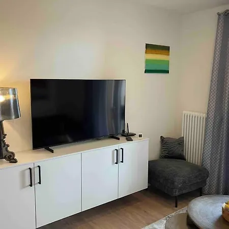 Apartment Neu Perlago, Whirlpool & Seeblick *