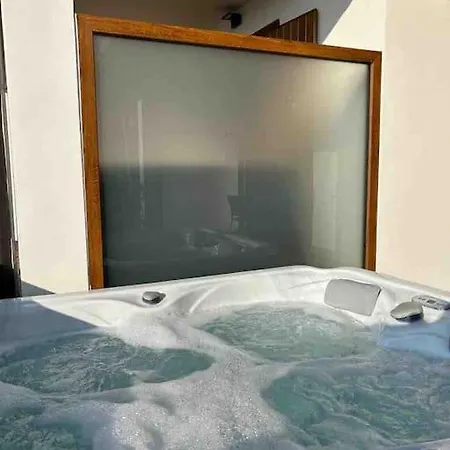 Neu Perlago, Whirlpool & Seeblick شقة *